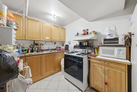 Tiny photo for 15287 W Apple Orchard Lane, Lincolnshire, IL 60069 (MLS # 12778578)