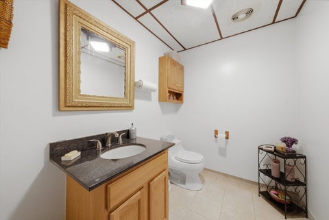 Tiny photo for 15287 W Apple Orchard Lane, Lincolnshire, IL 60069 (MLS # 12778578)
