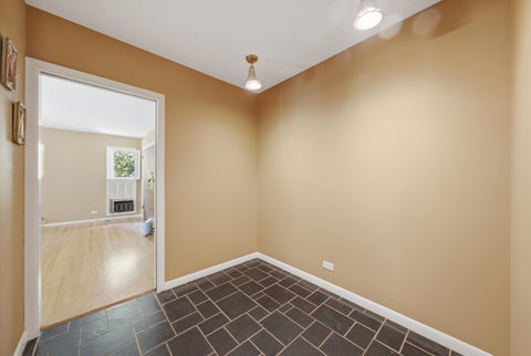 Tiny photo for 15287 W Apple Orchard Lane, Lincolnshire, IL 60069 (MLS # 12778578)