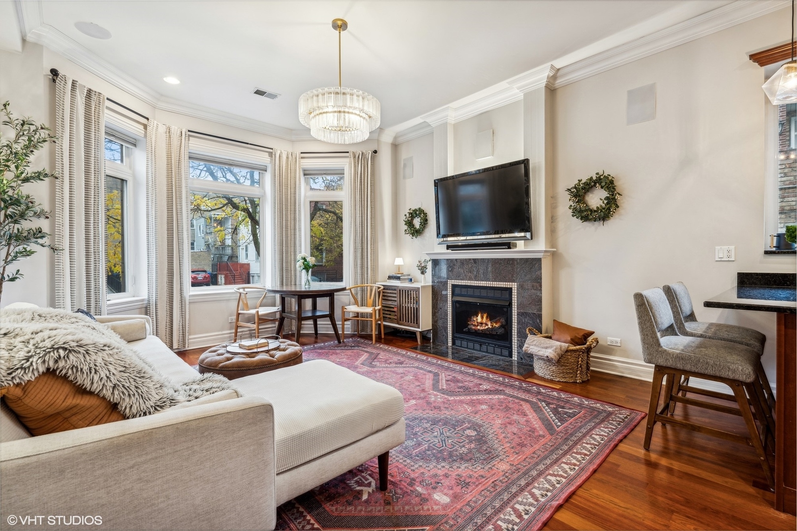 1713 W Leland Avenue 2