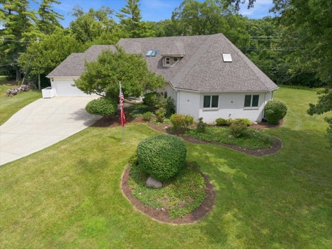 Tiny photo for 34 Robin Hood Ranch, Oak Brook, IL 60523 (MLS # 12712660)