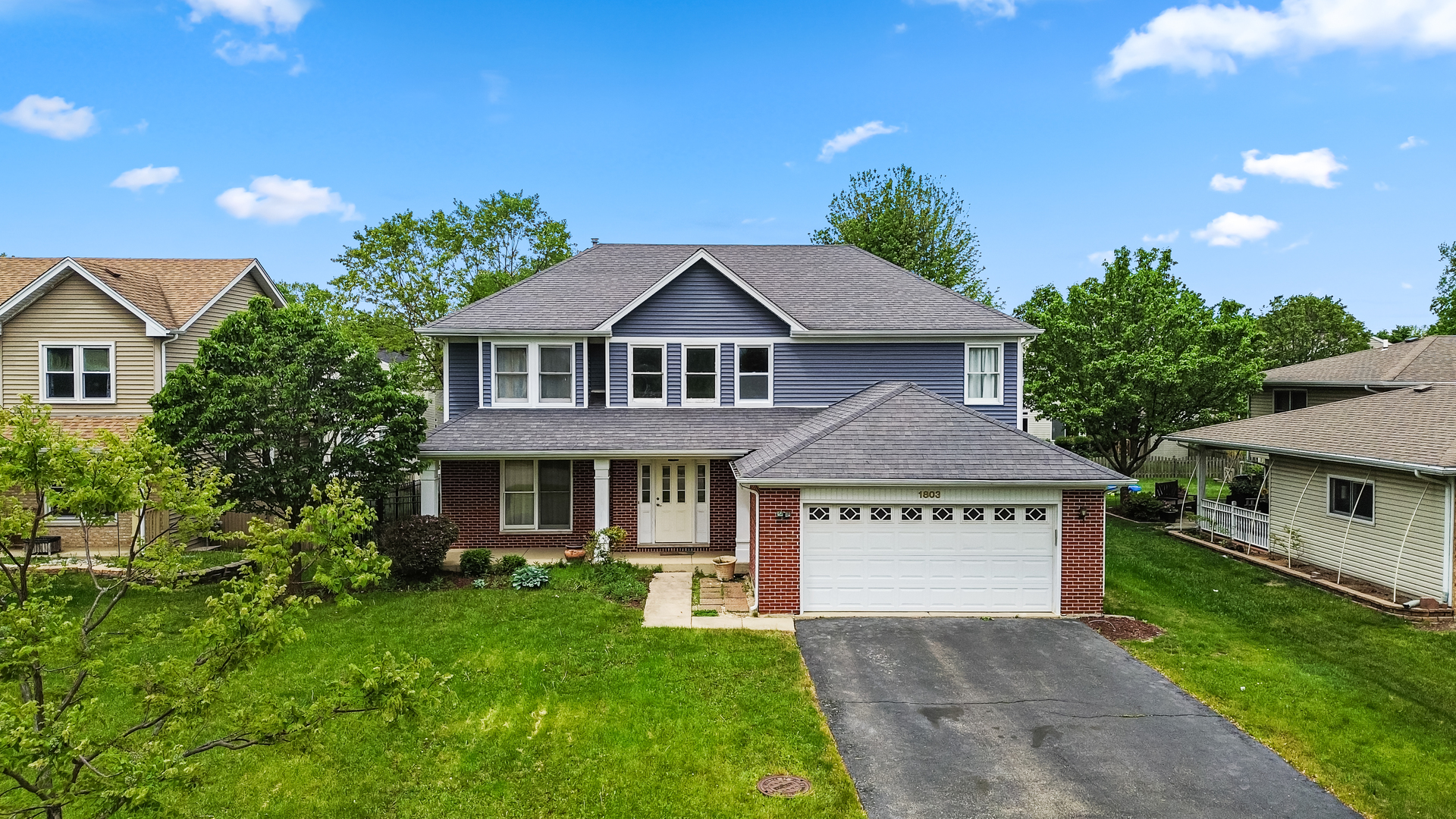 1803 MAROON BELLS Lane