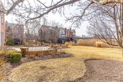 Tiny photo for 17 Tournament Drive S, Hawthorn Woods, IL 60047 (MLS # 12585939)