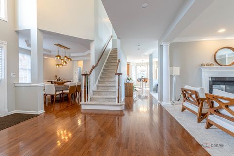 Tiny photo for 17 Tournament Drive S, Hawthorn Woods, IL 60047 (MLS # 12585939)