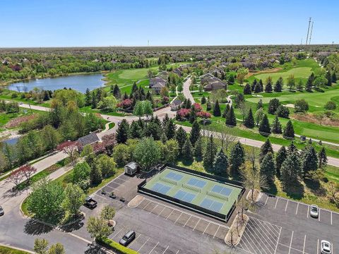 Tiny photo for 17 Tournament Drive S, Hawthorn Woods, IL 60047 (MLS # 12585939)