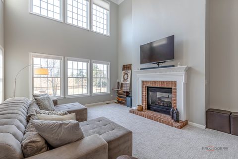 Tiny photo for 17 Tournament Drive S, Hawthorn Woods, IL 60047 (MLS # 12585939)