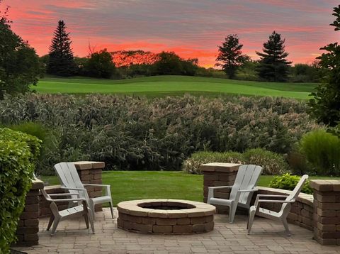 Tiny photo for 17 Tournament Drive S, Hawthorn Woods, IL 60047 (MLS # 12585939)