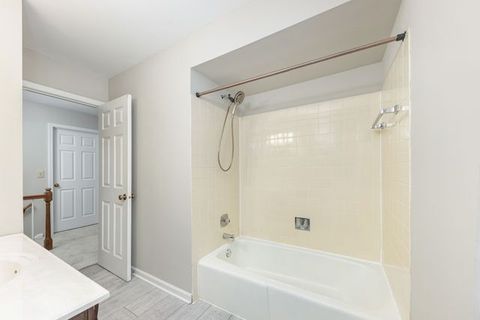 Tiny photo for 903 Canyon Run Road, Naperville, IL 60565 (MLS # 12543698)