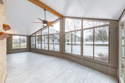 Tiny photo for 903 Canyon Run Road, Naperville, IL 60565 (MLS # 12543698)
