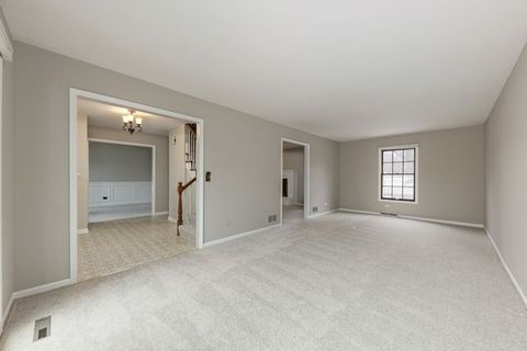 Tiny photo for 903 Canyon Run Road, Naperville, IL 60565 (MLS # 12543698)