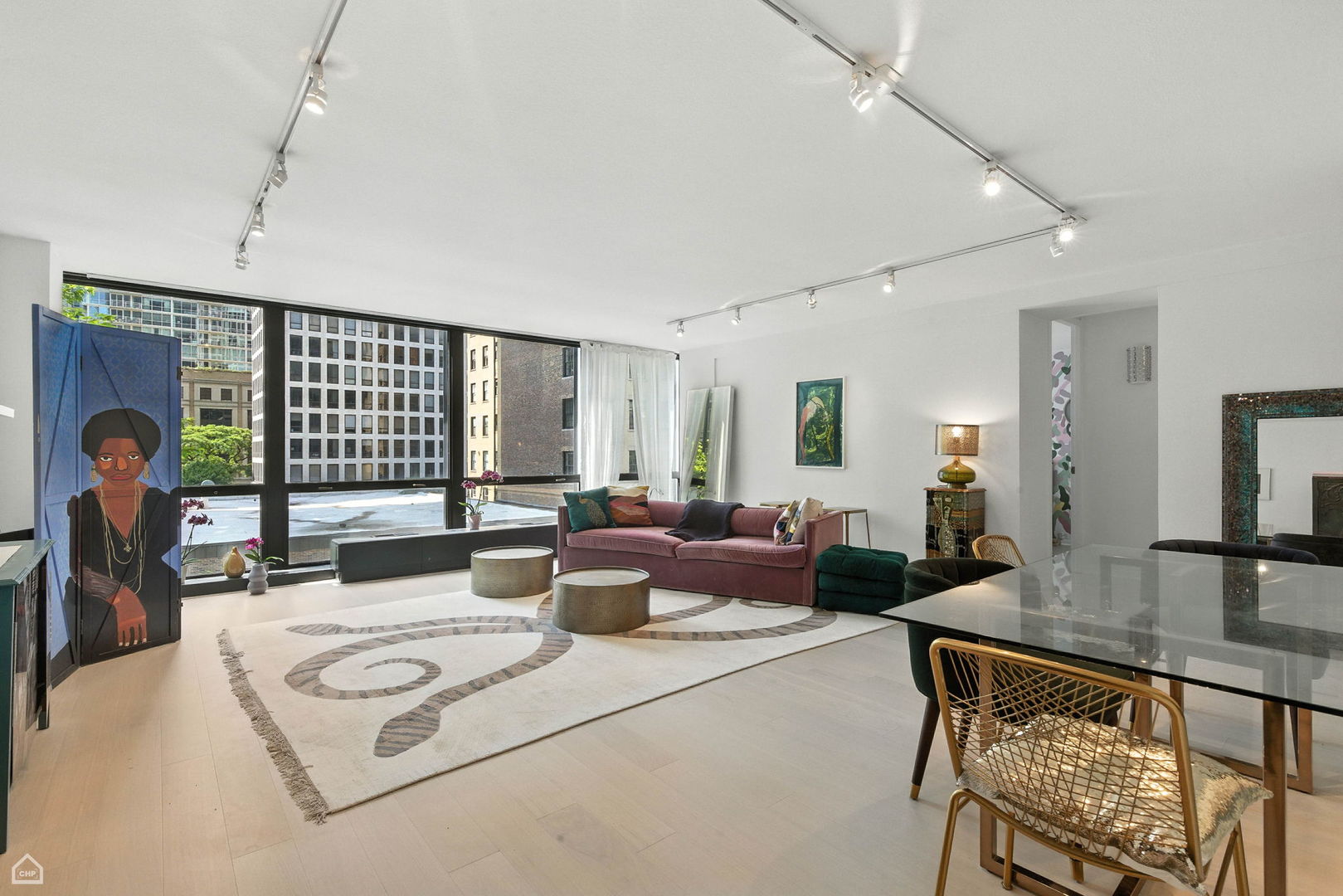 900 N Lake Shore Drive 410