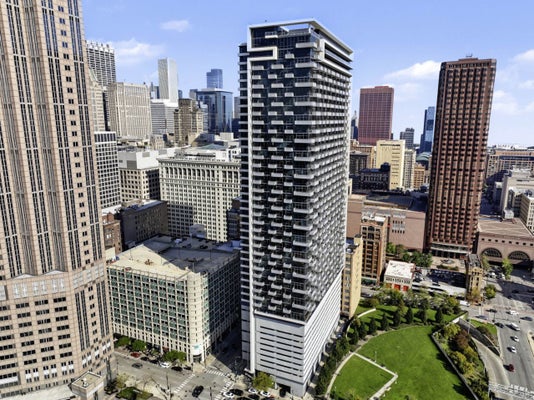 235 W VAN BUREN ST UNIT 2020, CHICAGO, IL 60607 - Image a18be4923fce2a1ed9dbcf08bf3def35/380883665