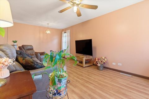 Tiny photo for 1525 Woodbine Drive, Round Lake Beach, IL 60073 (MLS # 12522367)