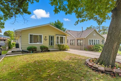 Tiny photo for 1525 Woodbine Drive, Round Lake Beach, IL 60073 (MLS # 12522367)