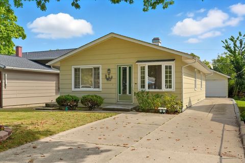 Tiny photo for 1525 Woodbine Drive, Round Lake Beach, IL 60073 (MLS # 12522367)