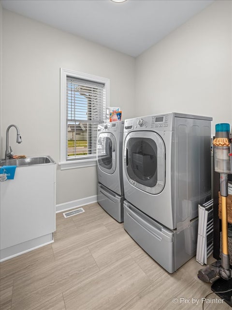 Tiny photo for 329 Coley Place, Sycamore, IL 60178 (MLS # 12714462)