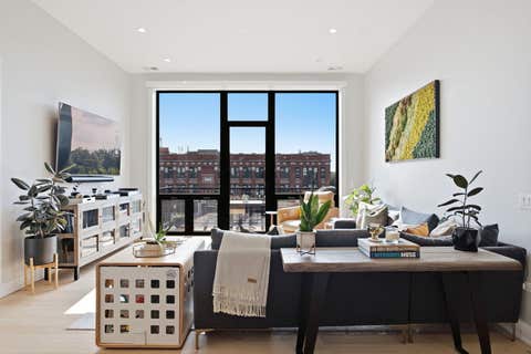 Tiny photo for 2405 W Iowa Street #402, Chicago, IL 60622 (MLS # 12711917)