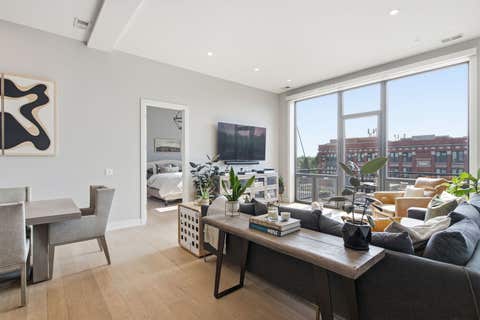 Tiny photo for 2405 W Iowa Street #402, Chicago, IL 60622 (MLS # 12711917)