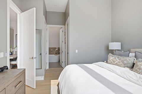 Tiny photo for 2405 W Iowa Street #402, Chicago, IL 60622 (MLS # 12711917)