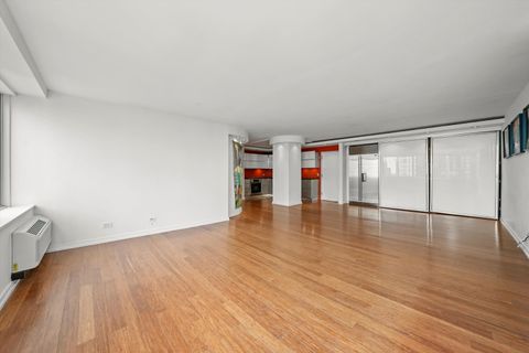 Tiny photo for 211 E Ohio Street #2707, Chicago, IL 60611 (MLS # 12529355)