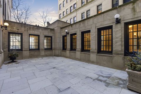 Tiny photo for 3520 N Lake Shore Drive #9E, Chicago, IL 60657 (MLS # 12574199)