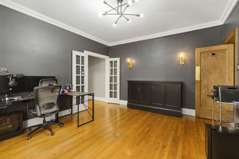 Tiny photo for 3520 N Lake Shore Drive #9E, Chicago, IL 60657 (MLS # 12574199)