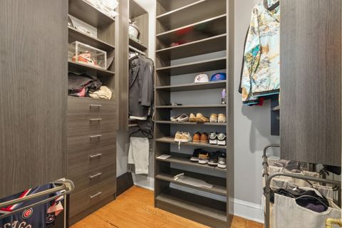 Tiny photo for 3520 N Lake Shore Drive #9E, Chicago, IL 60657 (MLS # 12574199)