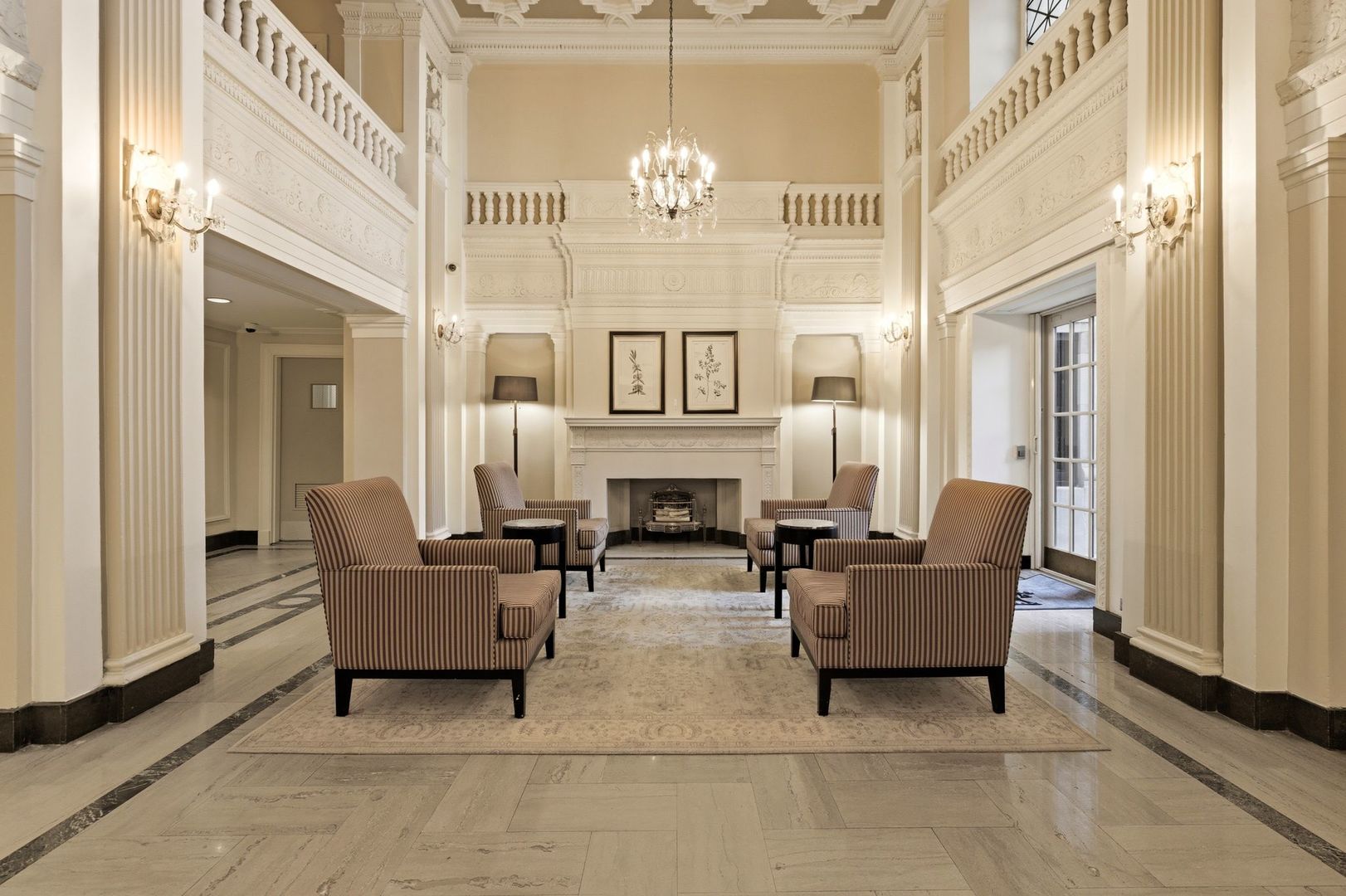 3520 N Lake Shore Drive 9E