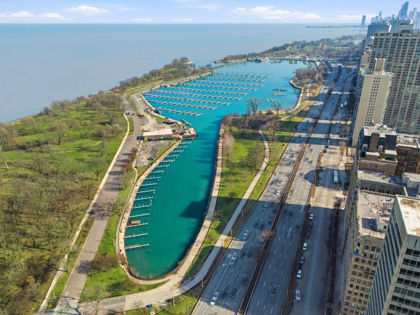 3520 N Lake Shore Drive 9E