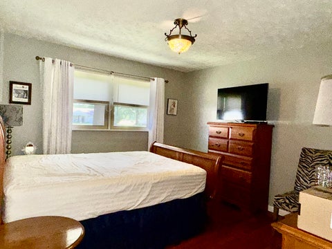 Tiny photo for 956 Country Club Road, Metropolis, IL 62960 (MLS # 12659353)