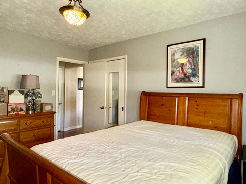 Tiny photo for 956 Country Club Road, Metropolis, IL 62960 (MLS # 12659353)