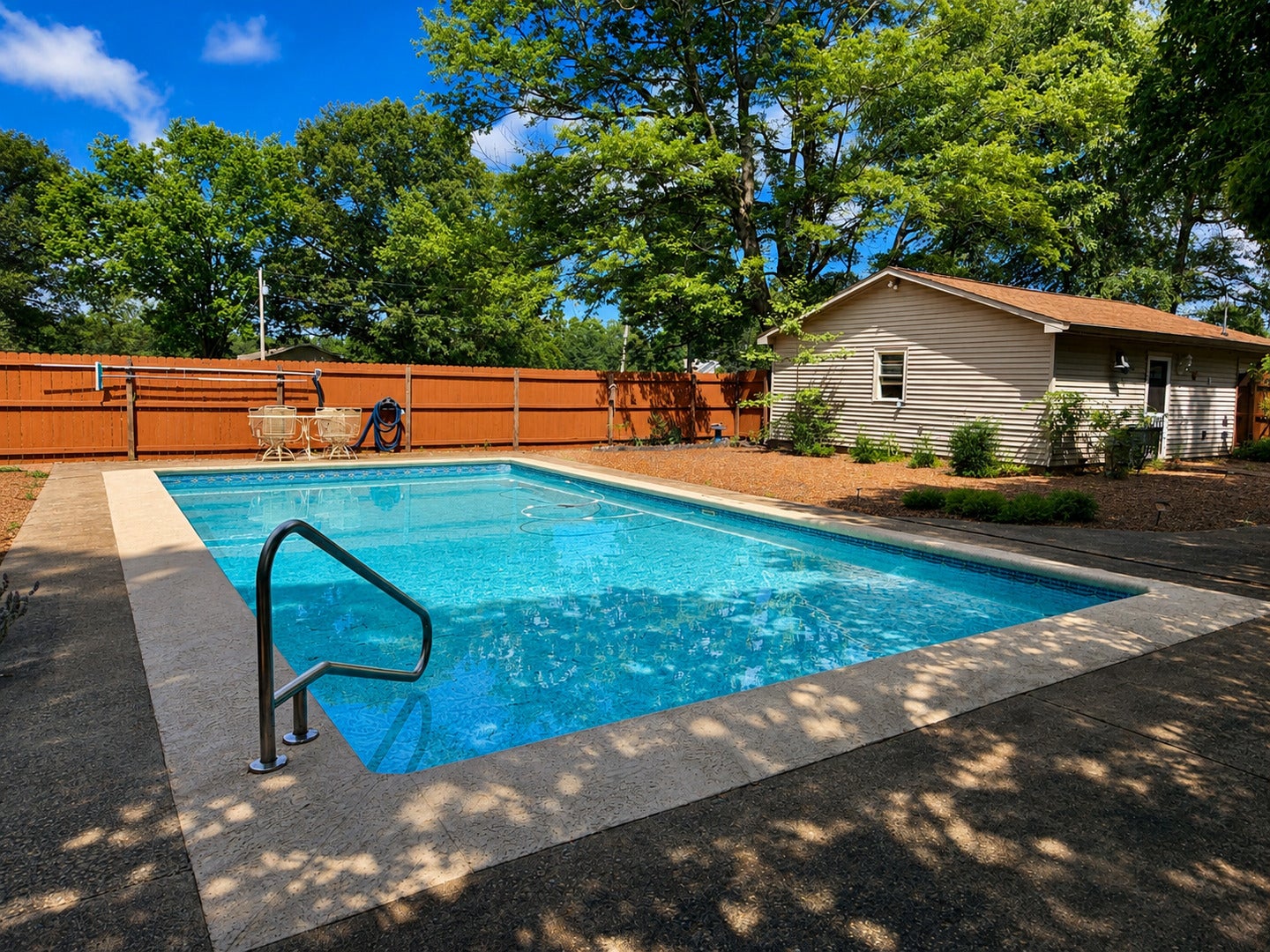 956 Country Club Road
