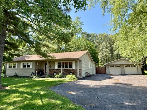 Tiny photo for 956 Country Club Road, Metropolis, IL 62960 (MLS # 12659353)