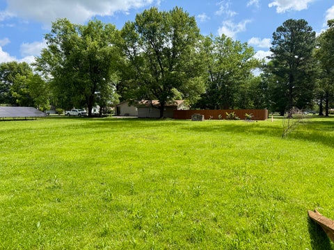 Tiny photo for 956 Country Club Road, Metropolis, IL 62960 (MLS # 12659353)