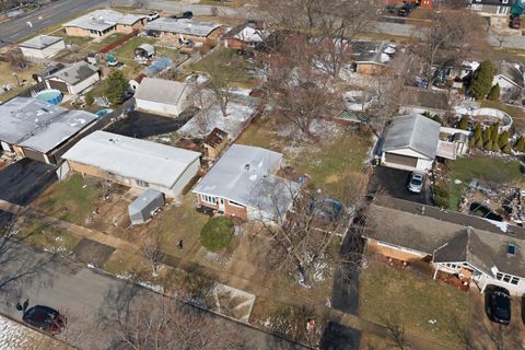 Tiny photo for 7932 W 98th Place, Hickory Hills, IL 60457 (MLS # 12594758)