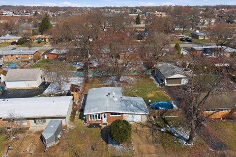 Tiny photo for 7932 W 98th Place, Hickory Hills, IL 60457 (MLS # 12594758)