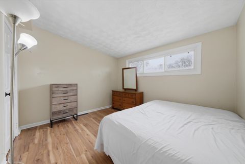 Tiny photo for 7932 W 98th Place, Hickory Hills, IL 60457 (MLS # 12594758)