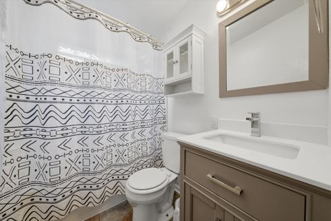 Tiny photo for 7932 W 98th Place, Hickory Hills, IL 60457 (MLS # 12594758)