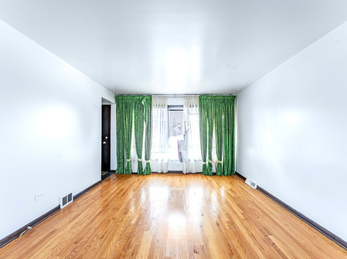 6102 W 64th Street