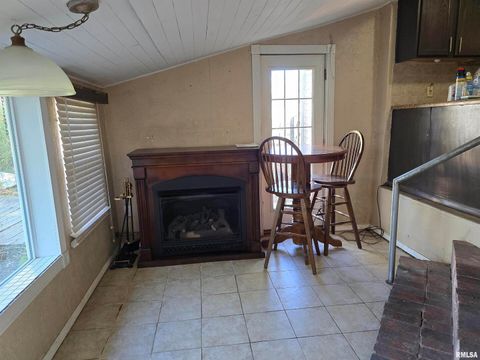 Tiny photo for 10617 Torrance Road, Carbondale, IL 62901 (MLS # EB460778)