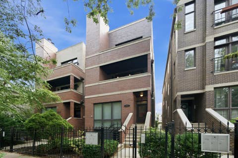 Photo of 1117 N Wood Street #2, Chicago, IL 60622 (MLS # 12730502)