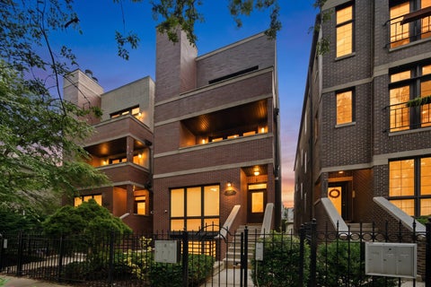 Tiny photo for 1117 N Wood Street #2, Chicago, IL 60622 (MLS # 12730502)