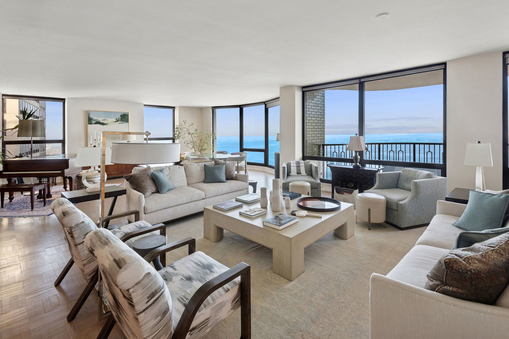 1040 N LAKE SHORE Drive 32D