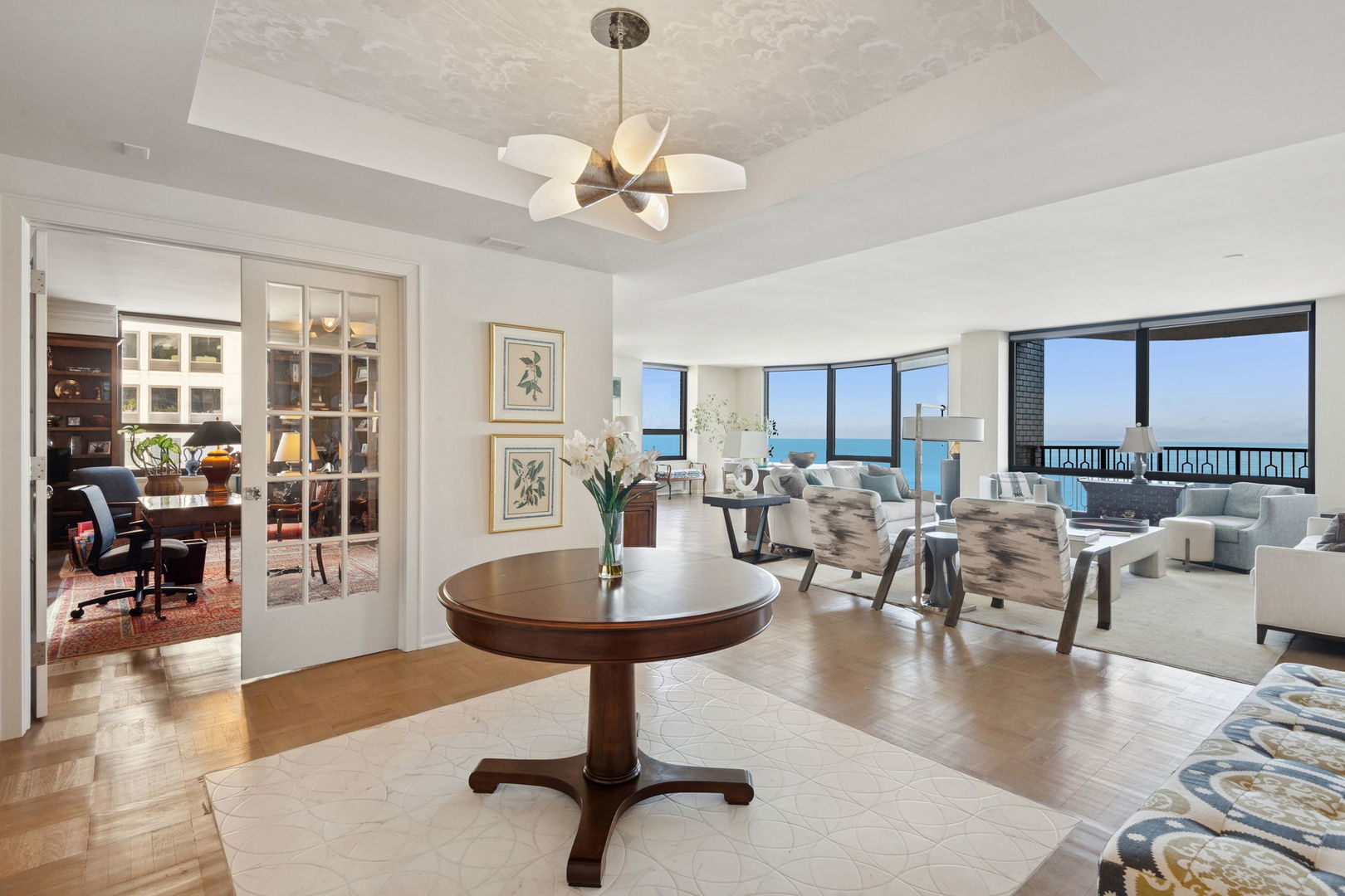 1040 N LAKE SHORE Drive 32D