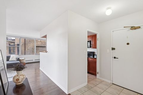 Tiny photo for 3900 N Lake Shore Drive #5E, Chicago, IL 60613 (MLS # 12546480)