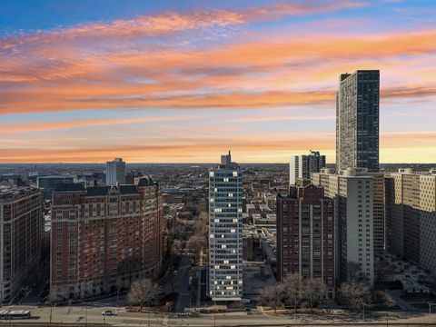 Tiny photo for 3900 N Lake Shore Drive #5E, Chicago, IL 60613 (MLS # 12546480)