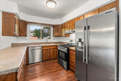 Tiny photo for 830 Hiawatha Drive, Elgin, IL 60120 (MLS # 12766344)