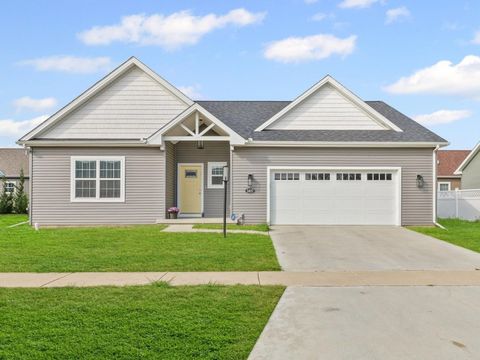 Photo of 3407 Memory Lane, Urbana, IL 61802 (MLS # 12494948) Photo of 3407 Memory Lane, Urbana, IL 61802 (MLS # 12494948)