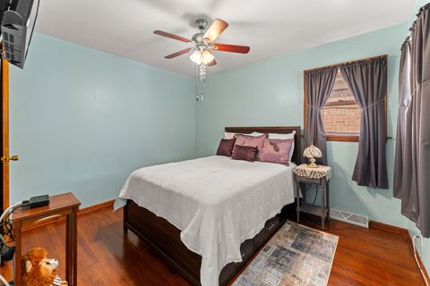 Tiny photo for 10305 S Avenue O Avenue, Chicago, IL 60617 (MLS # 12472259)