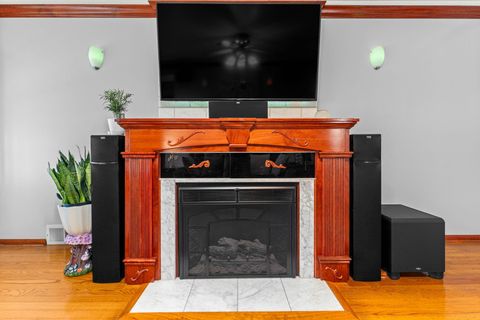 Tiny photo for 10305 S Avenue O Avenue, Chicago, IL 60617 (MLS # 12472259)